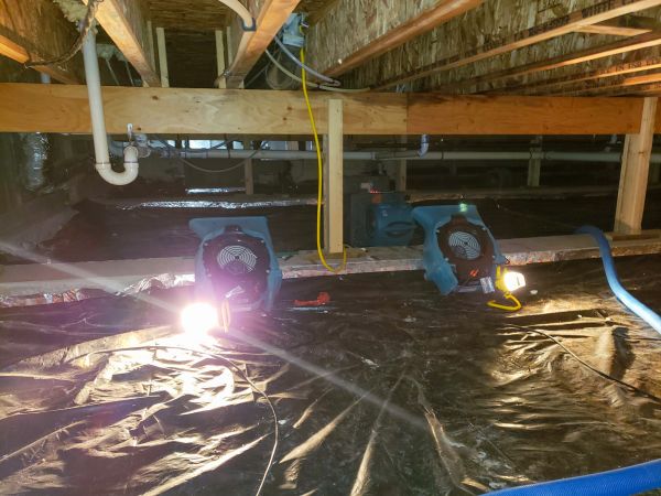 Crawlspace Water Removal in Grass Valley